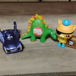 Dinosaur and Friends Play Set